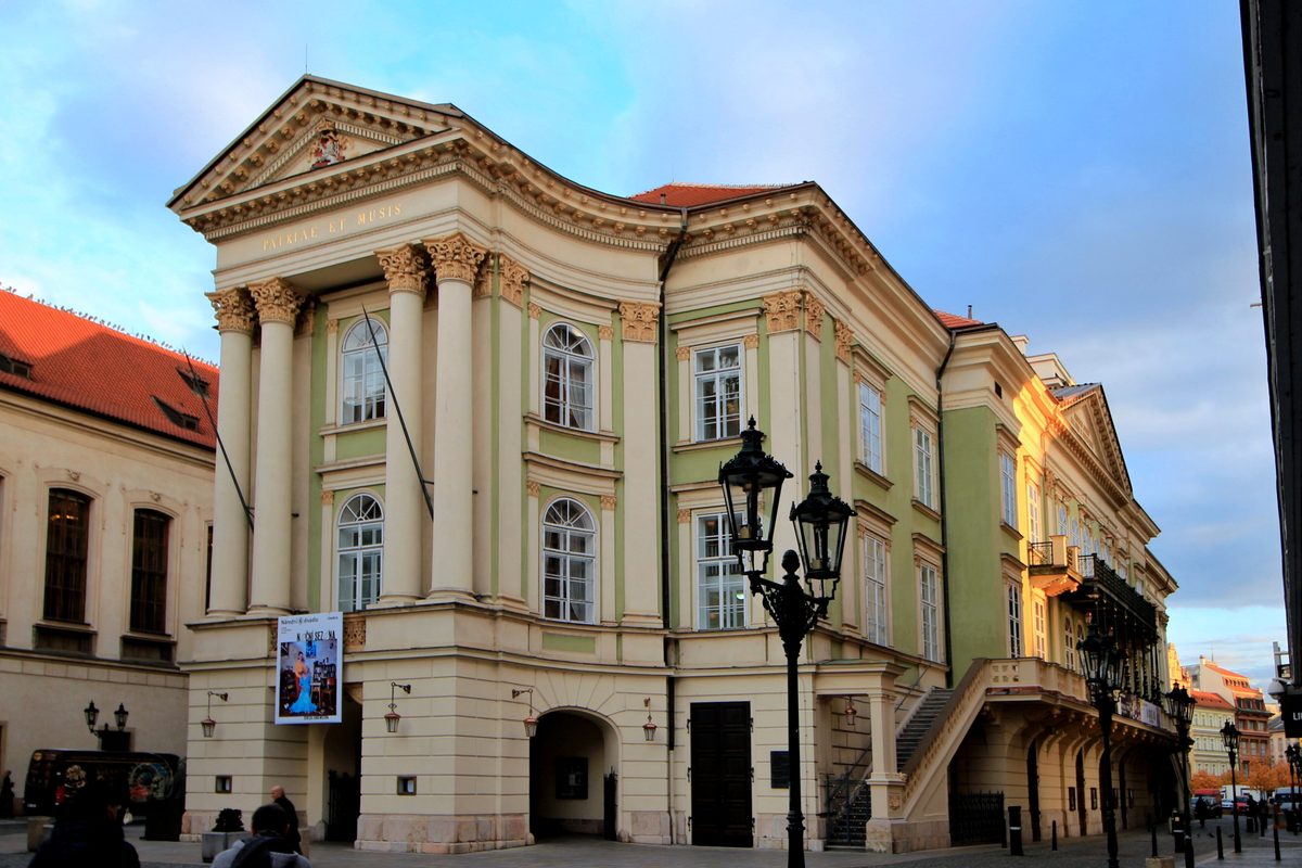 Estates Theatre